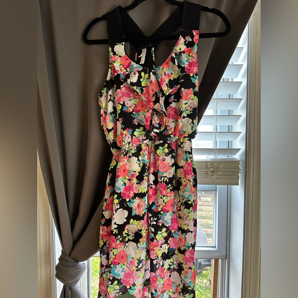 Floral Dress - size SMALL